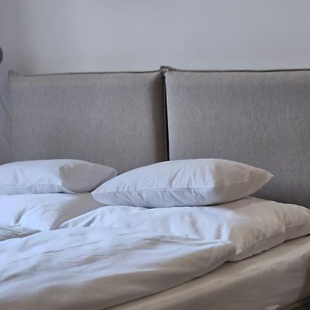 Great Living Apartments Κάρλοβι Βάρι Εξωτερικό φωτογραφία