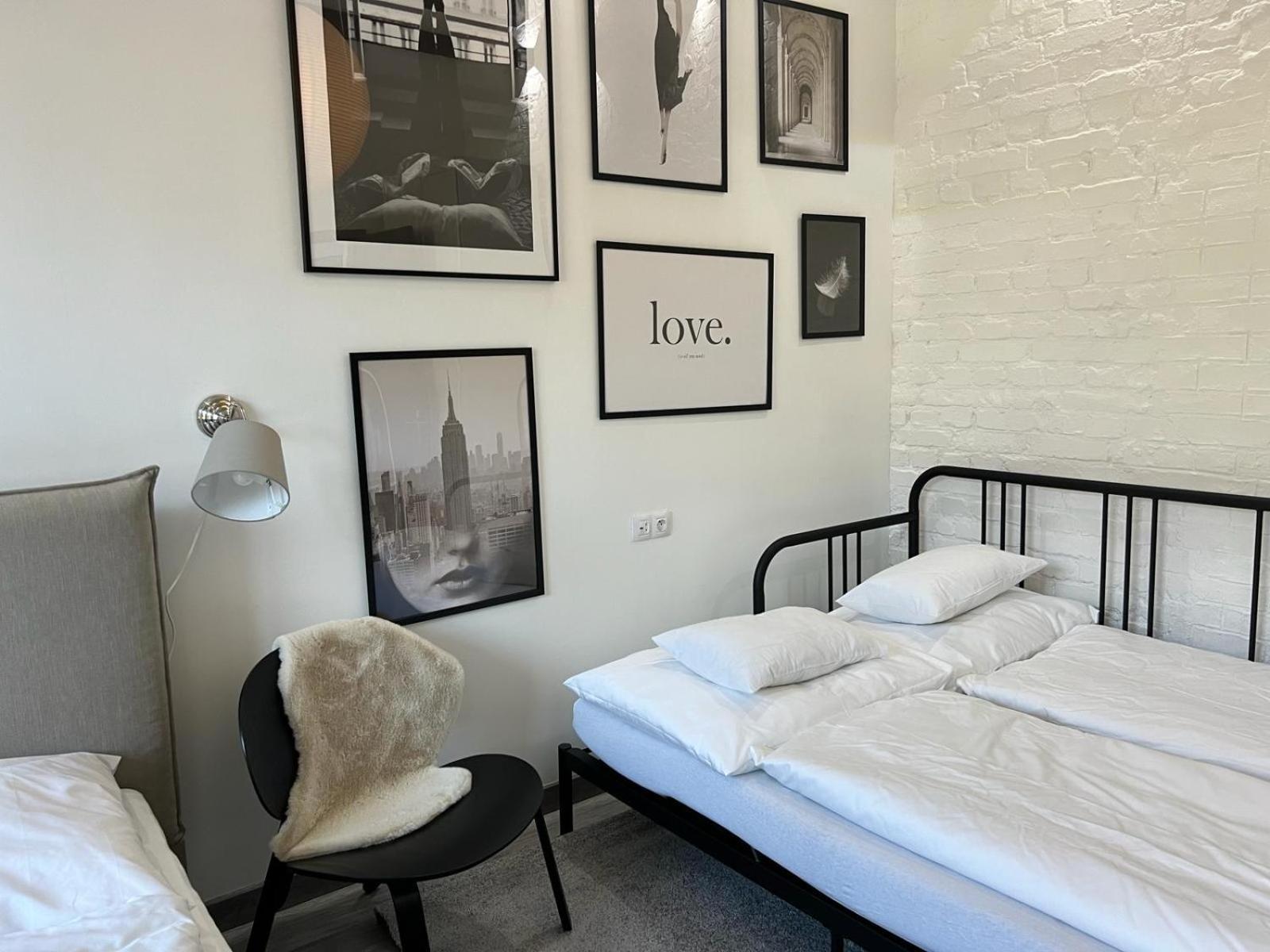 Great Living Apartments Κάρλοβι Βάρι Εξωτερικό φωτογραφία